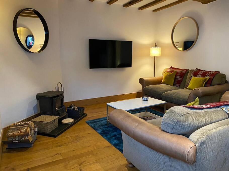 The Horners - Log Burner, Cheshire Village, Parking, Walks, Aga, Dogs Prestbury  Εξωτερικό φωτογραφία
